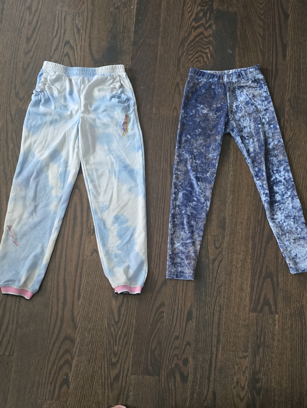 Sara Light Blue Tie-Dye Joggers & Blue Crushed Velvet Leggings Set